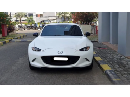 2023 Mazda MX-5 2.0 SKYACTIV-G RF Fastback putih km 6 ribuan cash kredit proses bisa dibantu full