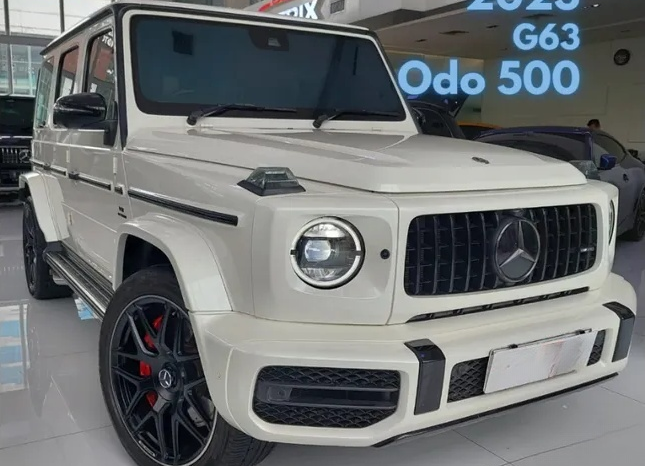 2023 Mercedes-Benz G63 AMG 4.0 SUV White on Black Mercy G 63 Putih full