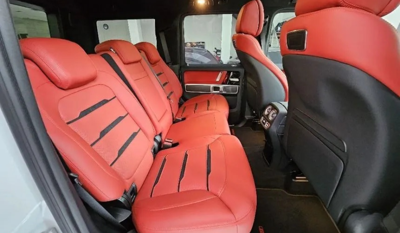 2023 Mercedes-Benz G63 AMG 4.0 Edition 55 SUV White on Red Limited Edition 55th Mercy G 63 Putih full