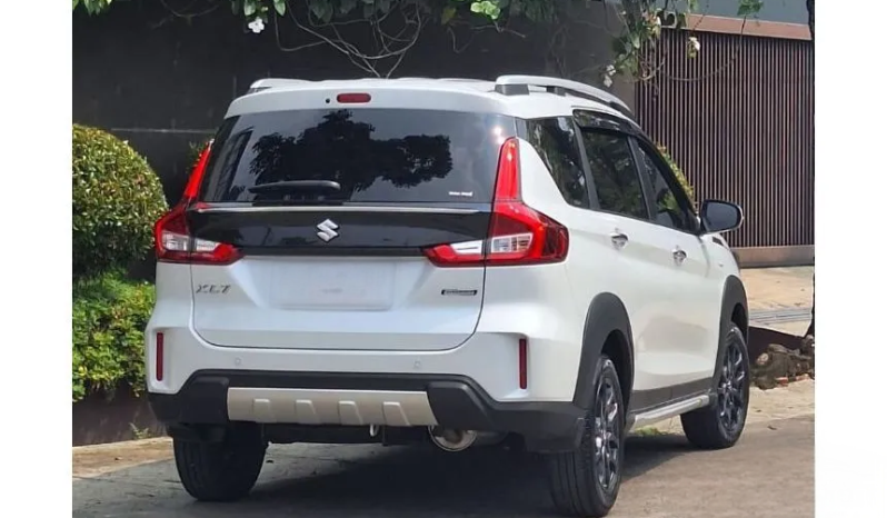 2024 Suzuki XL7 1,5 BETA Hybrid Wagon Like New Siap Langsung PakainCash/Credit full