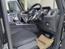 2023 Mercedes-Benz G63 AMG 4.0 SUV White on Black Mercy G 63 Putih full