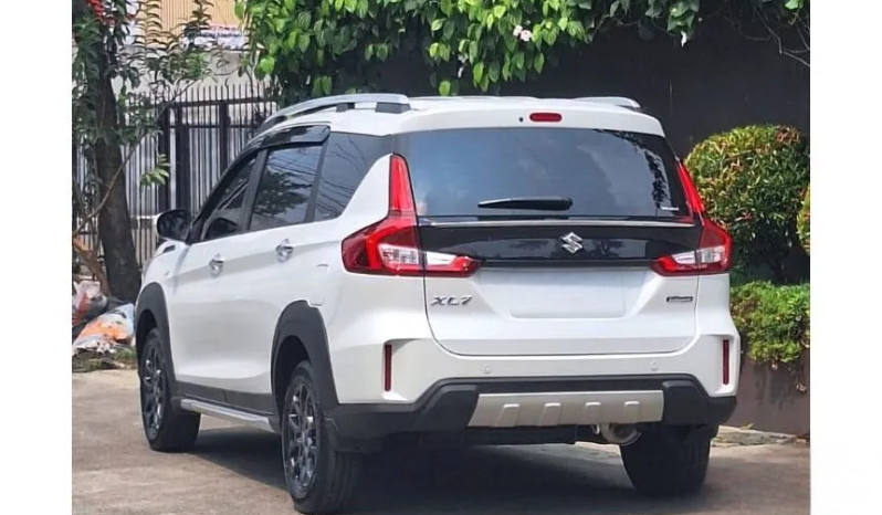 2024 Suzuki XL7 1,5 BETA Hybrid Wagon Like New Siap Langsung PakainCash/Credit full