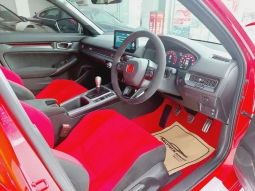 2023 Honda Civic 2.0 Type R Hatchback Red on Red Siap Pakai Merah full