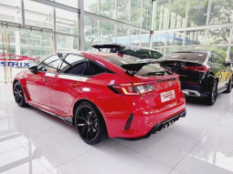 2023 Honda Civic 2.0 Type R Hatchback Red on Red Siap Pakai Merah full