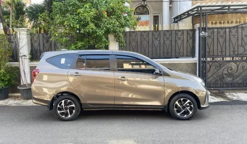 2024 Daihatsu Sigra 1.2 R MPV LIKE NEW ( Km Baru 300 ) full