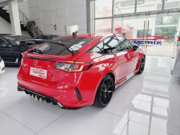 2023 Honda Civic 2.0 Type R Hatchback Red on Red Siap Pakai Merah full