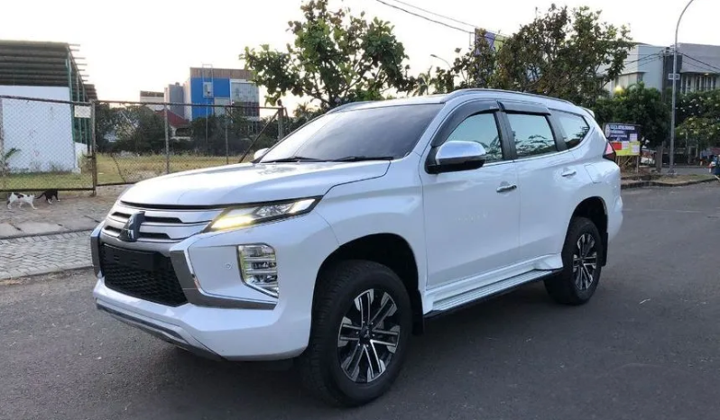 2023 Mitsubishi Pajero Sport 2.4 Dakar SUV full