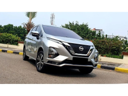 2022 Nissan Livina 1.5 VL Wagon AT Silver Metalik 2022/2023 [LOW KM 5.000] full