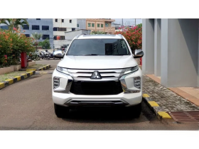 2022 Mitsubishi Pajero Sport 2.4 Dakar SUV 4×2 AT Putih  [ SUNROOF ]