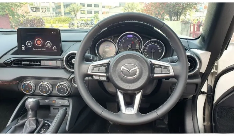 2023 Mazda MX-5 2.0 SKYACTIV-G RF Fastback putih km 6 ribuan cash kredit proses bisa dibantu full