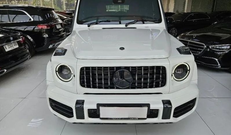 2023 Mercedes-Benz G63 AMG 4.0 Edition 55 SUV White on Red Limited Edition 55th Mercy G 63 Putih full