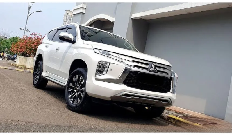 2022 Mitsubishi Pajero Sport 2.4 Dakar SUV 4×2 AT Putih  [ SUNROOF ] full