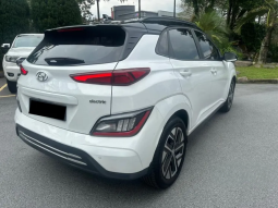 2022 Hyundai Kona 0.0 e-Plus electric SUV full