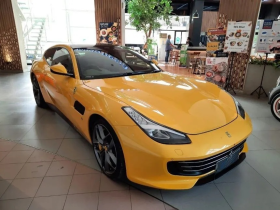 2019 Ferrari GTC4Lusso T 3.9 Hatchback, Hub Kevin