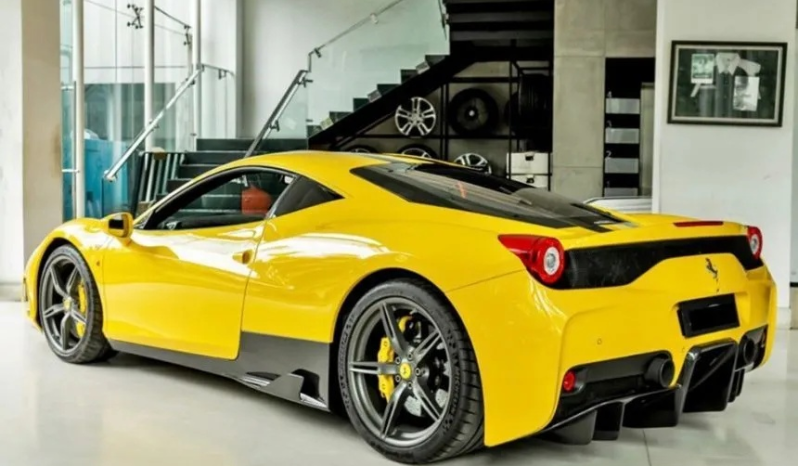 2014 Ferrari 458 4.5 Speciale Coupe full