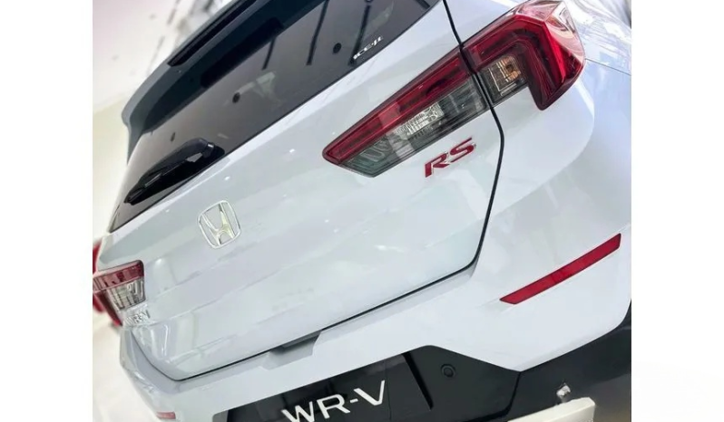 2024 Honda WR-V 1.5 RS Honda Sensing Wagon, PENAWARAN SPESIAL AKHIR TAH full