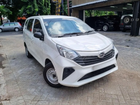 2024 Daihatsu Sigra 1.0 D MPV manual