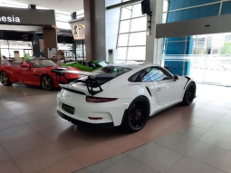 2016 Porsche 911 4.0 GT3 RS Coupe White on Black full