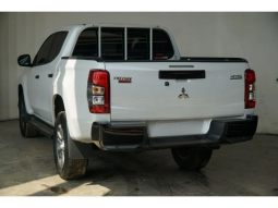 2023 Mitsubishi Triton 2.4 ULTIMATE Dual Cab Pick-up (LOW KM11rb) full