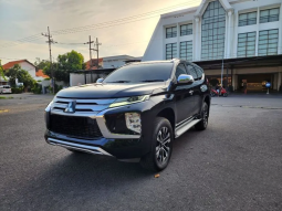 2022 Mitsubishi Pajero Sport 2.4 Dakar SUV full