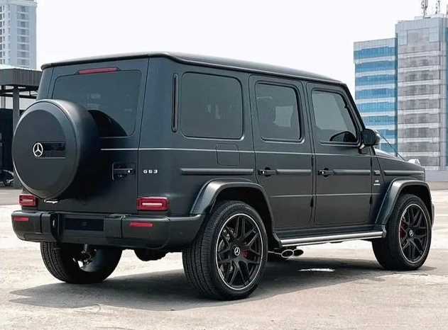 2024 Mercedes-Benz G63 AMG 4.0 SUV MERCY G Class. Black Magno On Red. Full Carbon. Stnk 2025. KM 300 Perak. LIKE NEW CAR. Harga CASH BEST DEAL NEGO Ya full