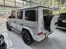 2023 Mercedes-Benz G63 AMG 4.0 Edition 55 SUV White on Red Limited Edition 55th Mercy G 63 Putih full