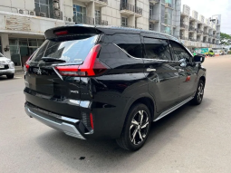 2024 Mitsubishi Xpander 1.5 ULTIMATE Wagon full