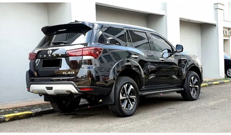 2024 Nissan Terra 2.5 VL Wagon 4×4 AT Hitam NIK 2024 FACELIFT EDITION LANGKA [ LIMITED ] full