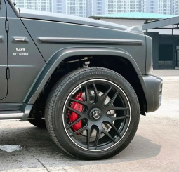 2024 Mercedes-Benz G63 AMG 4.0 SUV MERCY G Class. Black Magno On Red. Full Carbon. Stnk 2025. KM 300 Perak. LIKE NEW CAR. Harga CASH BEST DEAL NEGO Ya full