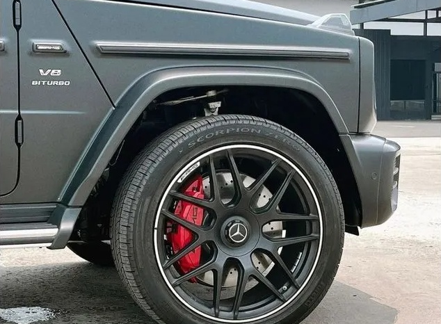 2024 Mercedes-Benz G63 AMG 4.0 SUV MERCY G Class. Black Magno On Red. Full Carbon. Stnk 2025. KM 300 Perak. LIKE NEW CAR. Harga CASH BEST DEAL NEGO Ya full