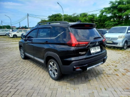 2024 Mitsubishi Xpander 1.5 CROSS Premium Package Wagon full