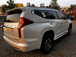 2024 Mitsubishi Pajero Sport 2.4 Dakar SUV full