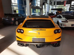 2019 Ferrari GTC4Lusso T 3.9 Hatchback, Hub Kevin full