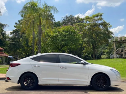 2020 Hyundai Elantra 2.0 Executive Sedan FAFCELIFT OVERLON CASHBACK 10K LOW ORI MILEAGE FSR 1 DOCTOR OWNER NEW SPORTRIM SPOILER full