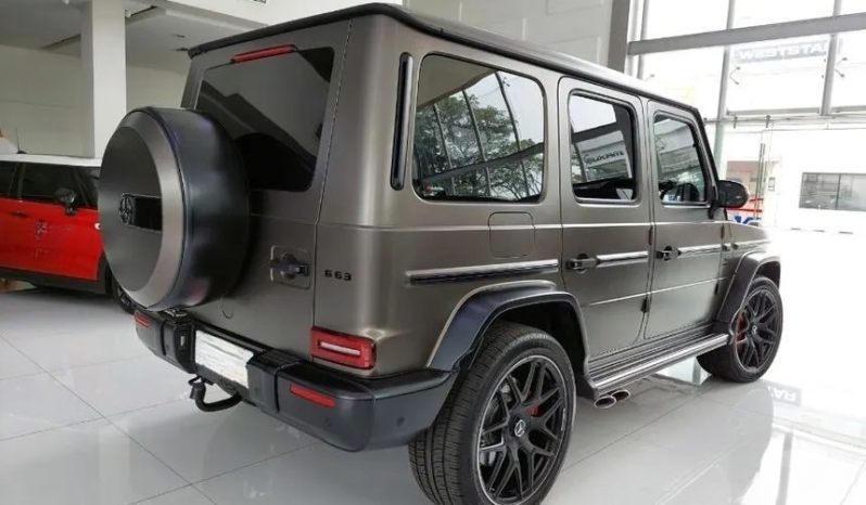 2021 Mercedes-Benz G63 AMG 4.0 SUV Magno Grey on Red Like New Full Option Mercy G 63 full