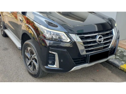 2024 Nissan Terra 2.5 VL Wagon 4×4 AT Hitam NIK 2024 FACELIFT EDITION LANGKA [ LIMITED ] full