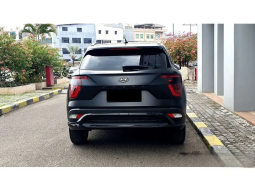 2024 Hyundai Creta 1.5 Alpha Wagon hitam km 4 ribuan cash kredit proses bisa dibantu full