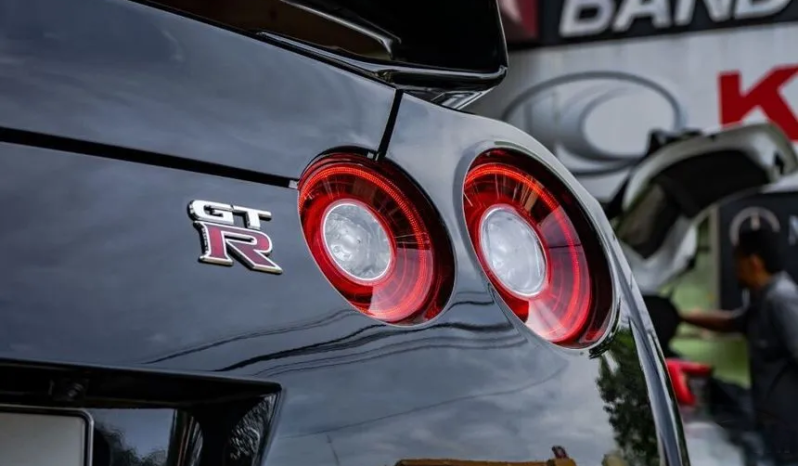 2023 Nissan GT-R 3.8 Premium Coupe full