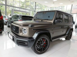 2021 Mercedes-Benz G63 AMG 4.0 SUV Magno Grey on Red Like New Full Option Mercy G 63 full