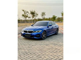 2022 BMW 330i 2.0 M Sport Sedan Km 24 Rbuan [TDP Minim]