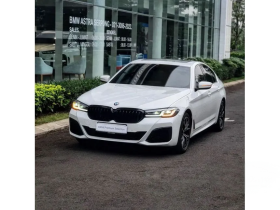 2023 BMW 520i 2.0 M Sport Sedan. REVIEWNYA SELALU MEMUASKAN. BARU 8.000KM, WARRANTY PANJANG, SANGAT CANTIK DAN SPORTY