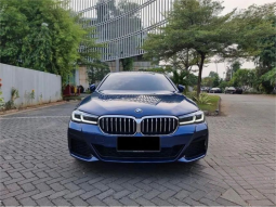 2021 BMW 520i 2.0 M Sport Sedan full