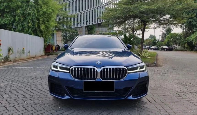 2021 BMW 520i 2.0 M Sport Sedan full