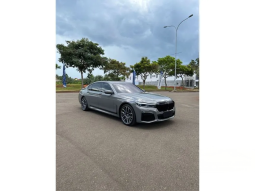 2020 BMW 730Li 2.0 M Sport Sedan