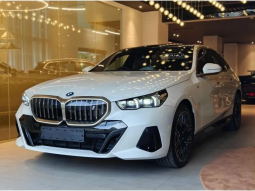 2024 BMW i5 0.0 eDrive40 M Sport Sedan