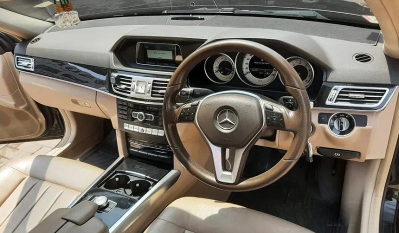 2015 Mercedes-Benz E250 2,0 Avantgarde Sedan full