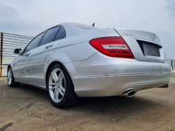 2013 Mercedes-Benz C300 3,0 Avantgarde full