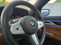 2021 BMW 730Li 2.0 M Sport Sedan full