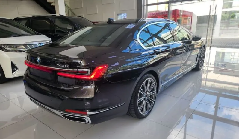 2022 BMW 740Li 3.0 Opulence Sedan Hitam Final Edition ATPM Black on Mocca full