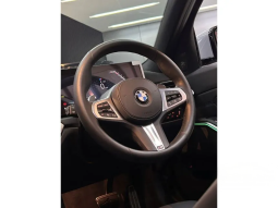 2024 BMW 330i 2.0 M Sport Pro Sedan full